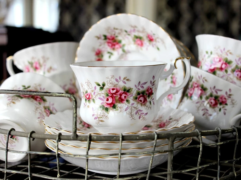 Royal Albert Lavender Rose Cream Jug Large 250ml - Image 5