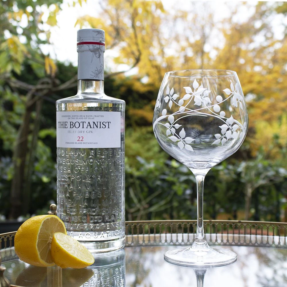 Royal Scot - Juniper Gin & Tonic Copa Glass Pair Gift Boxed - Image 4