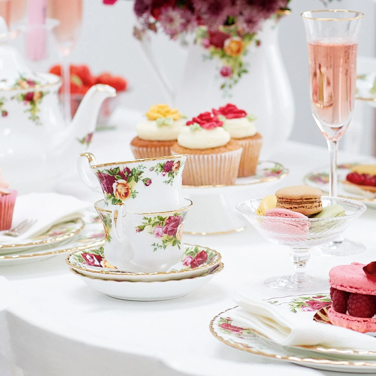 00192 Old Country Roses Teapot Medium 0.8L - Image 2